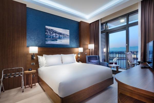 Hilton Garden Inn Izmir Bayrakli