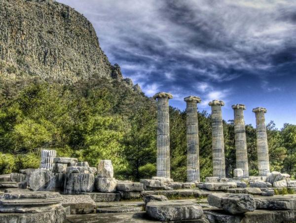 Priene Antik Kenti Arkeopolis |  Günübirlik Kültür Turları